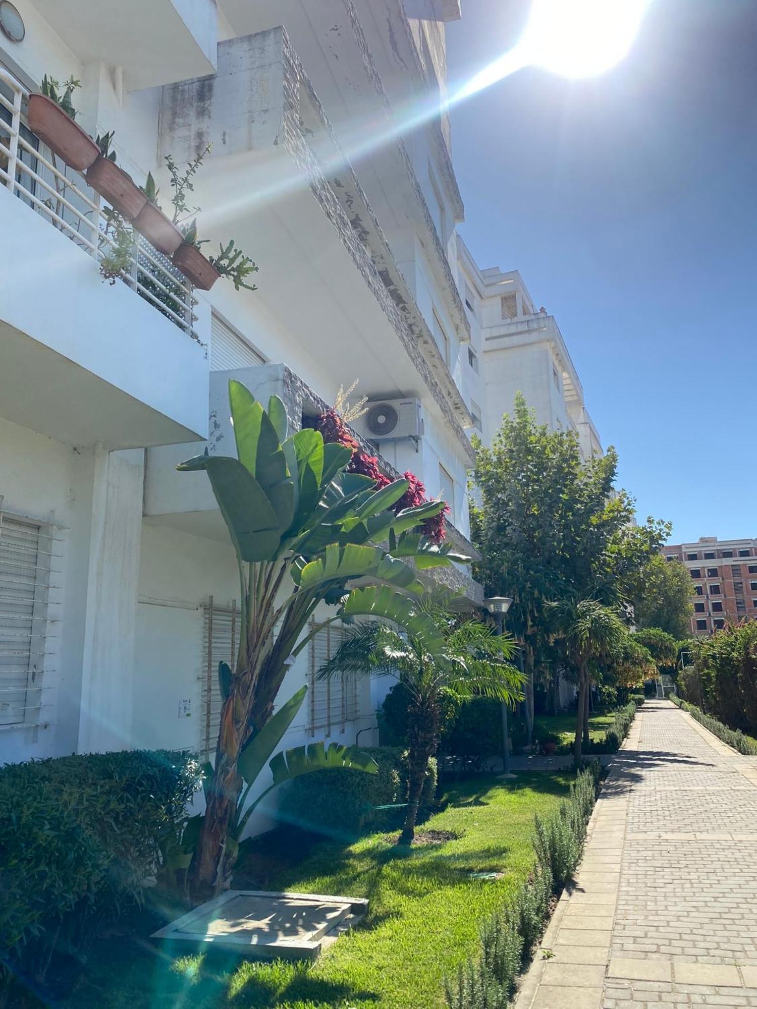 Moderne Appartement Met Tuin Tangier Exterior photo